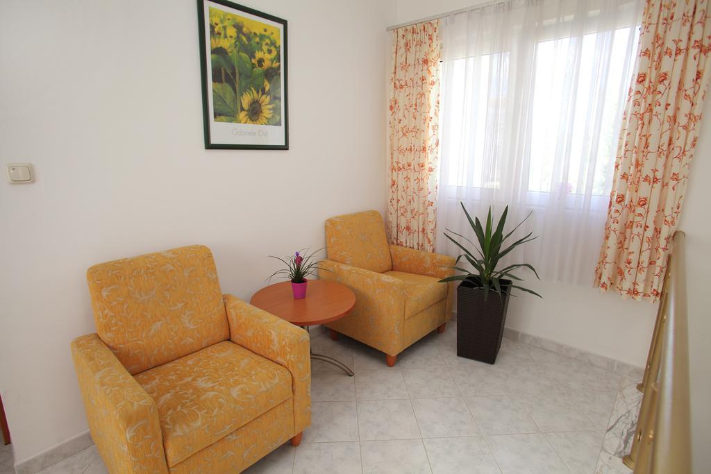 Apartments Mjm Trogir Luaran gambar