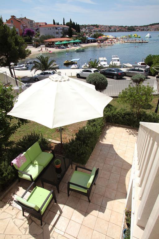 Apartments Mjm Trogir Luaran gambar